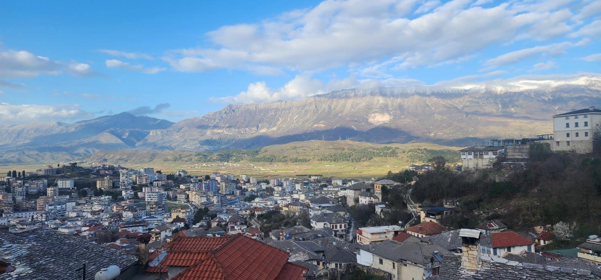Silver Hill Guesthouse Gjirokaster Ngoại thất bức ảnh